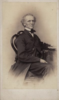 Wien Museum, Inventarnummer HMW 213795. Ferdinand Wolfram (Fotograf), Julius Schnorr von Carolsfeld (1794-1872), Maler, um 1860–1865, Wien Museum Inv.-Nr. 213795, CC0 (https://sammlung.wienmuseum.at/objekt/19611/)